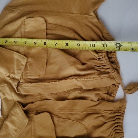 We The Free Joy Rider Crop Top Glistening Gold Size Small Cotton Chest Pockets - Picture 9 of 9